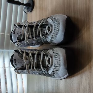 Prince T22 tennis shoes white, grey and black size 10.5